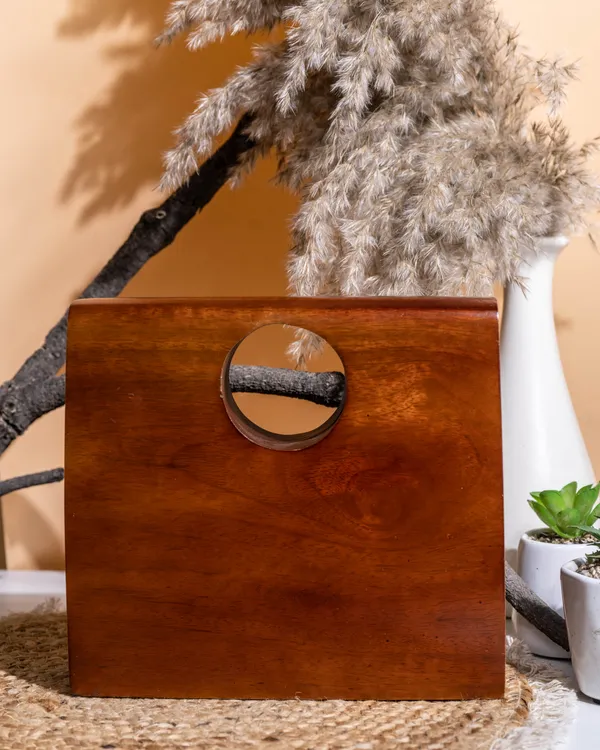 Solstice_Wooden_Hand_Clutch